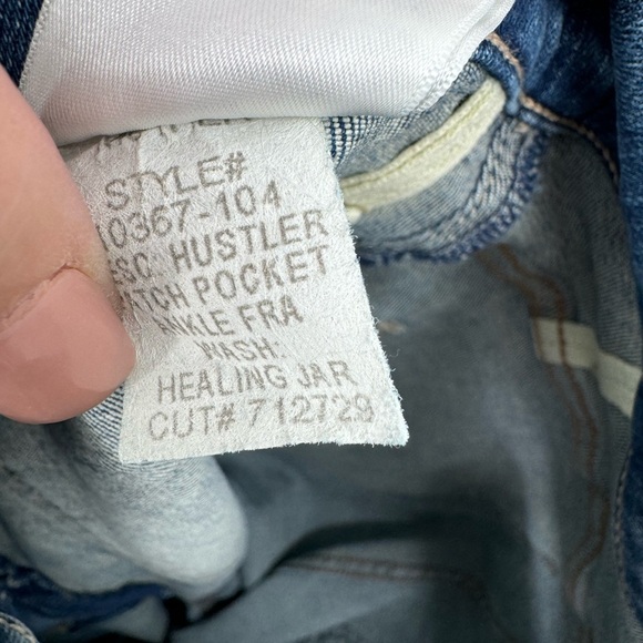 Mother Jeans The Hustler Patch Pocket Ankle Fray Healing Jar  Denim 32 B1826 - Picture 6 of 6